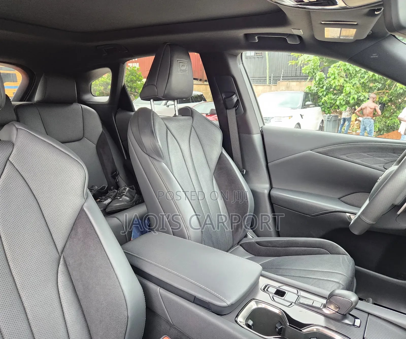 Lexus RX 2024 White thumbnail 4