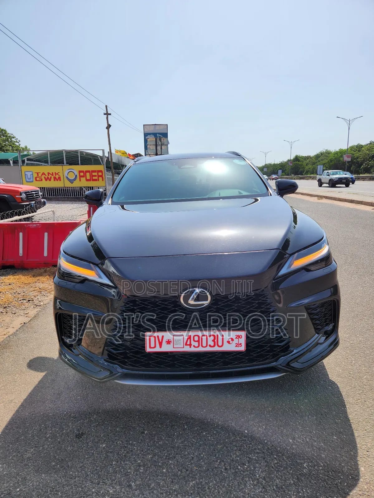 Lexus RX 400h 2023 Black thumbnail 2