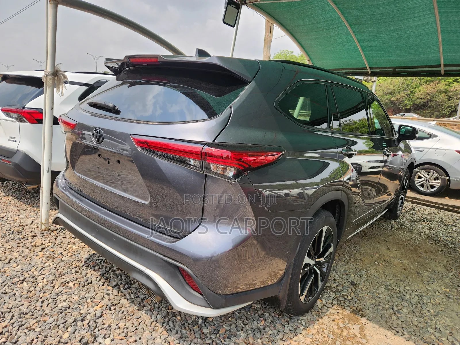 Toyota Highlander XSE 2022 Gray thumbnail 7