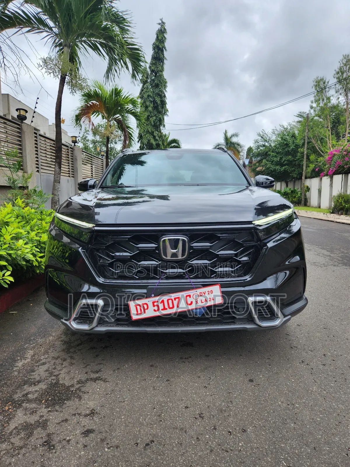 Honda CR-V 2024 Black thumbnail 2