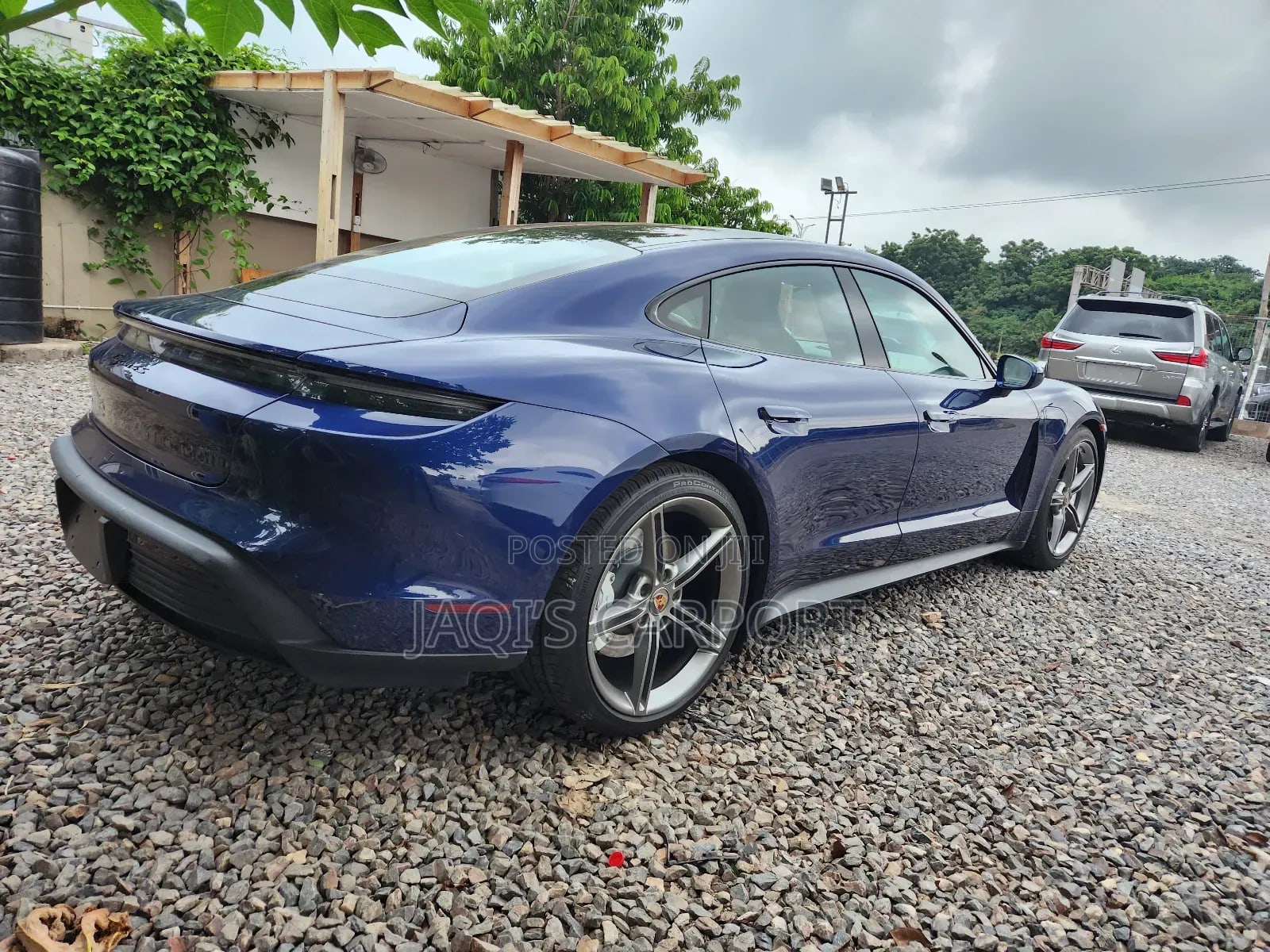 Porsche Panamera 4S Executive 2021 Blue thumbnail 8