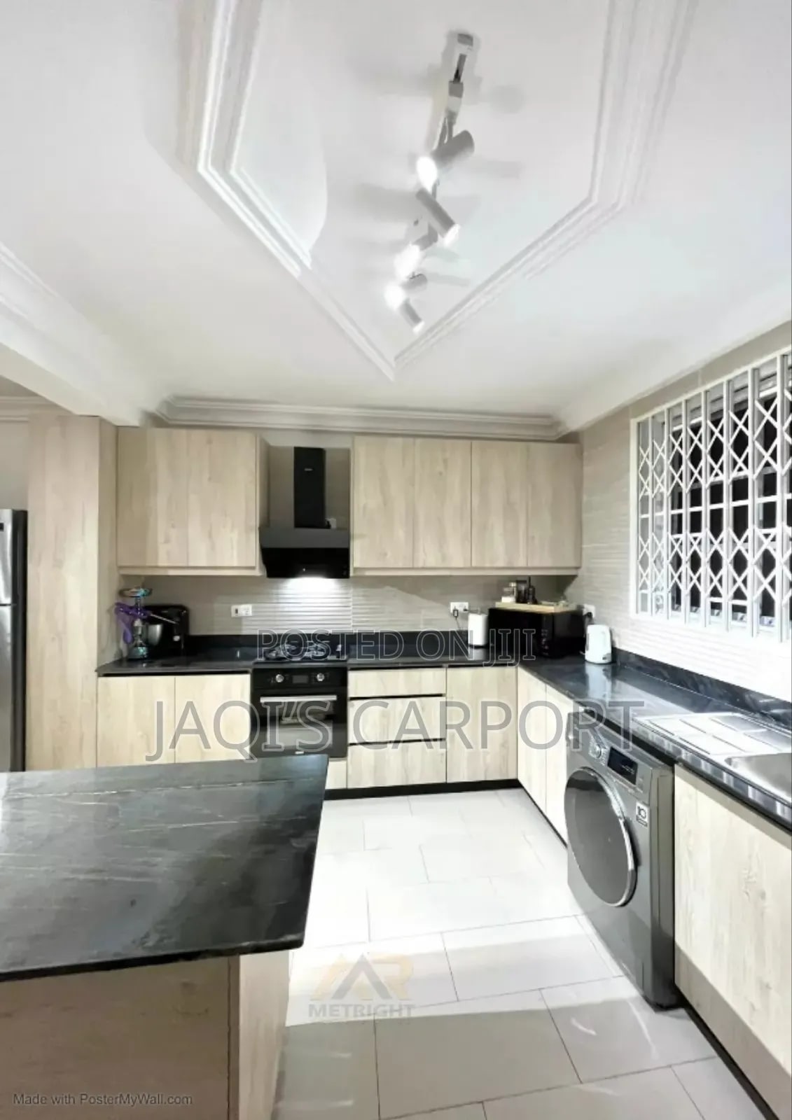 4 Bedroom Duplex  thumbnail 3