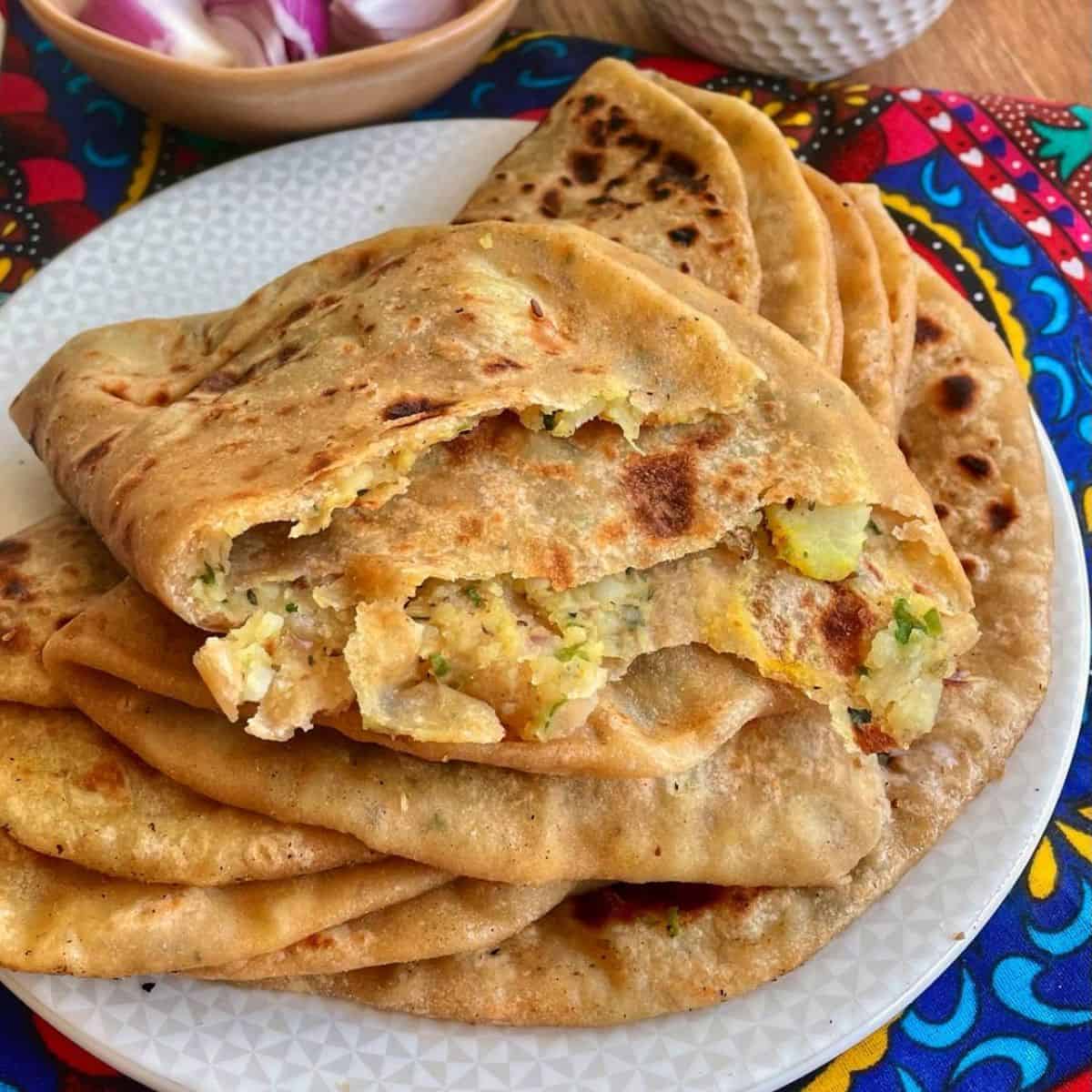 Pyaj Paratha