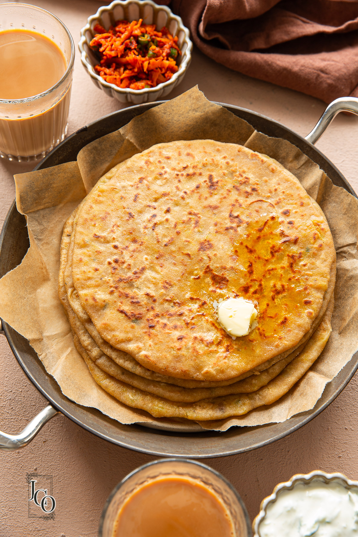 Aaloo Pyaj Paratha
