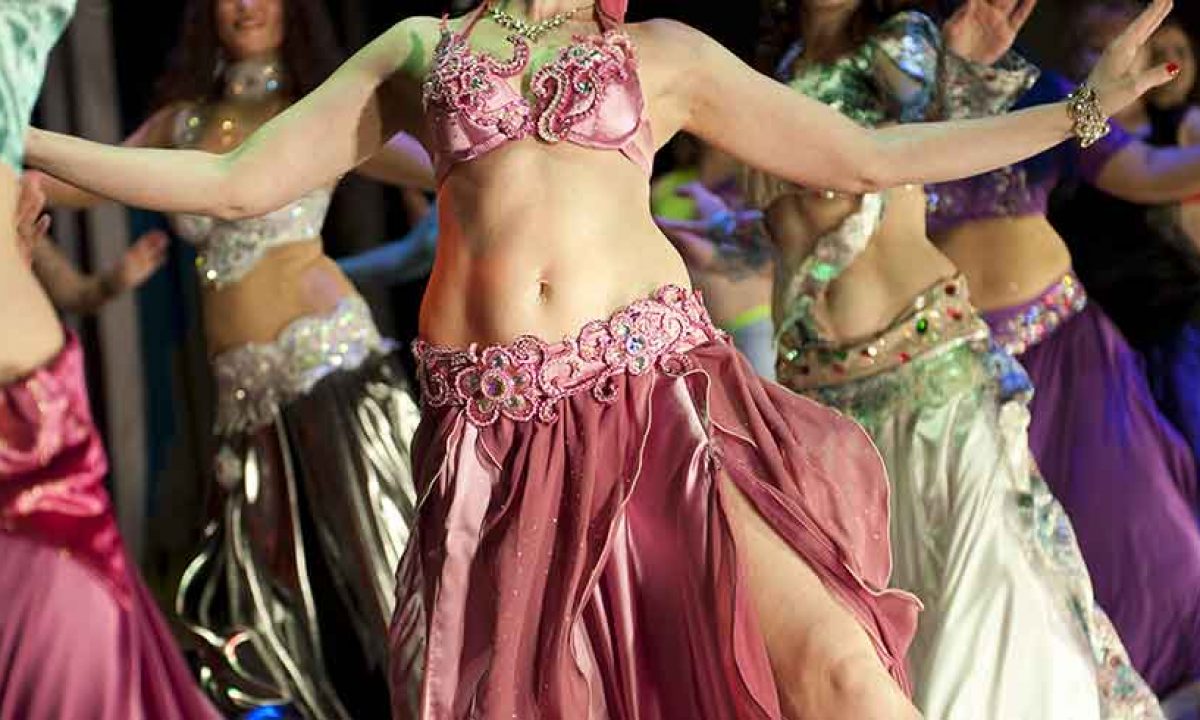 La Danza del Vientre: Ritmo y Tradición Egipcia
