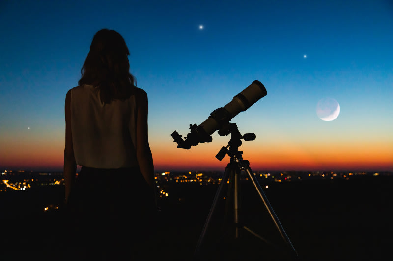 Observando el Cielo Nocturno en Egipto