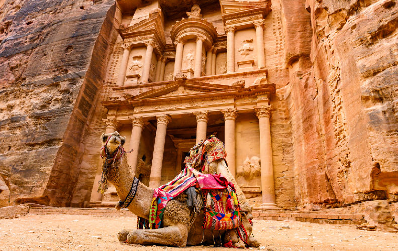 Petra, maravilla del mundo en Jordania