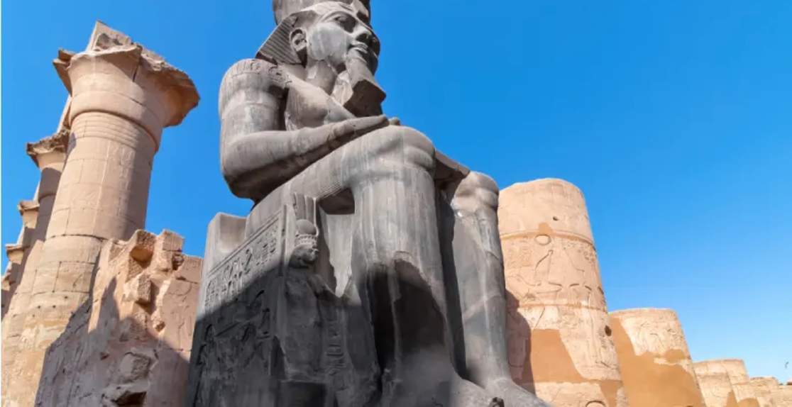Ramesse ii, la statua di Ramesse
