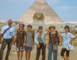 un gruppo alle piramidi, cosa vedere in egitto in 7 giorni