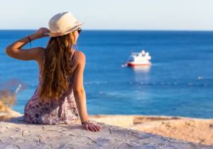 Escursione a Sharm el Sheikh, Una donna a Sharm