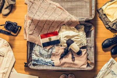 Abbigliamento Egiziano, valigia in cui si trova la bandiera dell'egitto