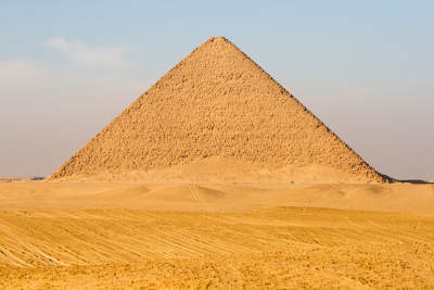 La piramide rossa di Snefru: storia di successo