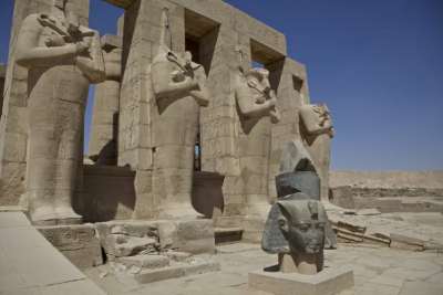 Il Ramesseum: Esplora il magnifico Tempio di Ramses II