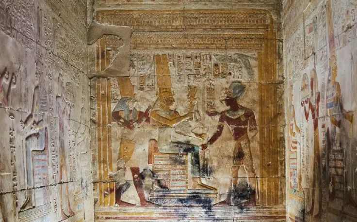 Faraone egiziano nomi, la bellezza delle mure muro con disegni faraonici