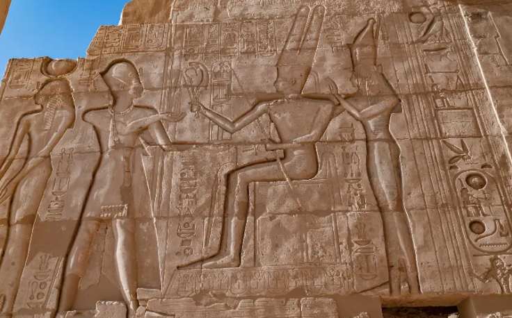 i desgni sul muro del tempio del ramesseun, il ramesseum