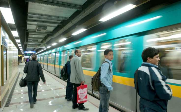 una stazione della metropolitana al cairo, metroplitana il cairo