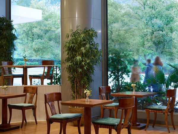 Titania Hotel