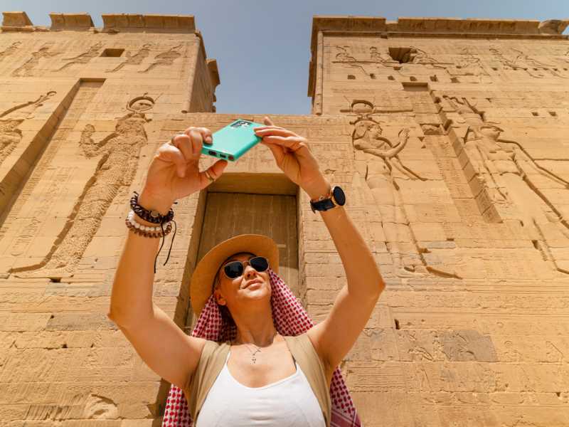 Templo de Filae, Templo de Isis