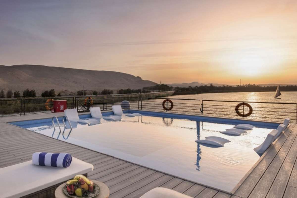 Historia Nile Cruise