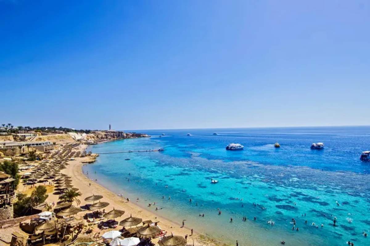 sharm el sheikh resorts, Hurghada & Nile Cruise Tour — 14 Days of Red Sea Beaches & Upper Egypt Temples
