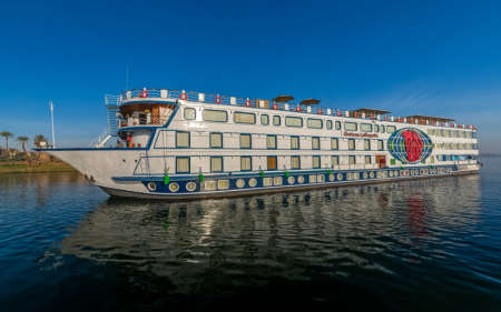 Chateau Nile Cruise