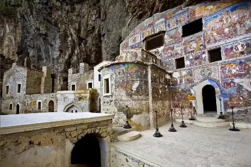 il monastero di sumela in turchia , monastero sumela
