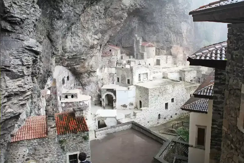 monastero di sumela dall interno , monastero sumela