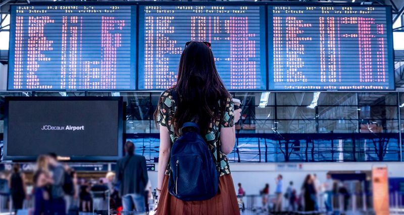 How to Travel Comfortably with A Little Income