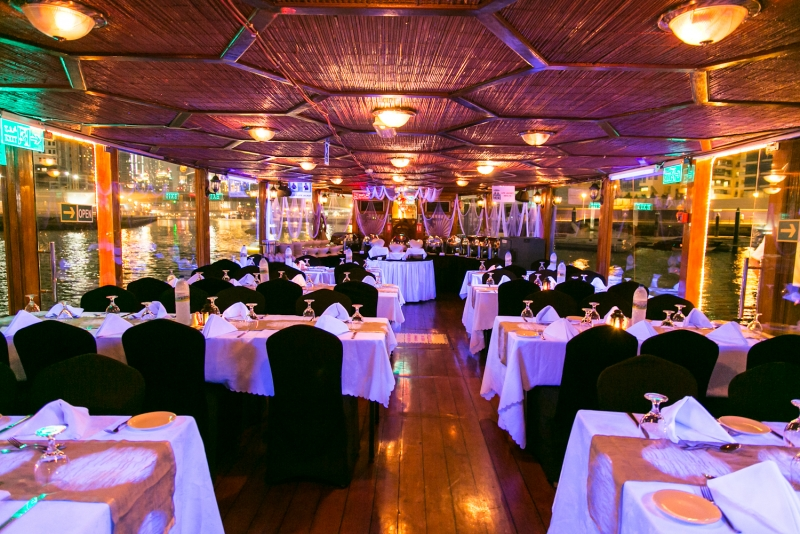 Crociera Dhow Dubai Marina