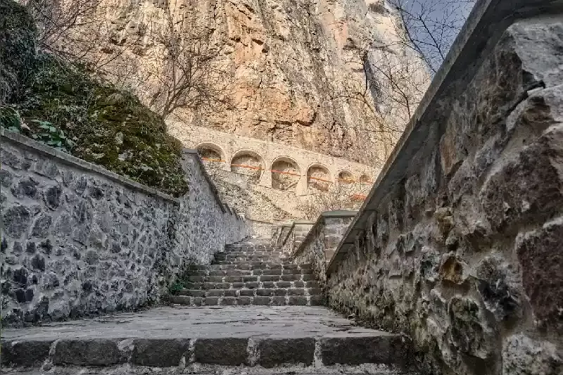 il monastero di sumela in turchia , monastero sumela