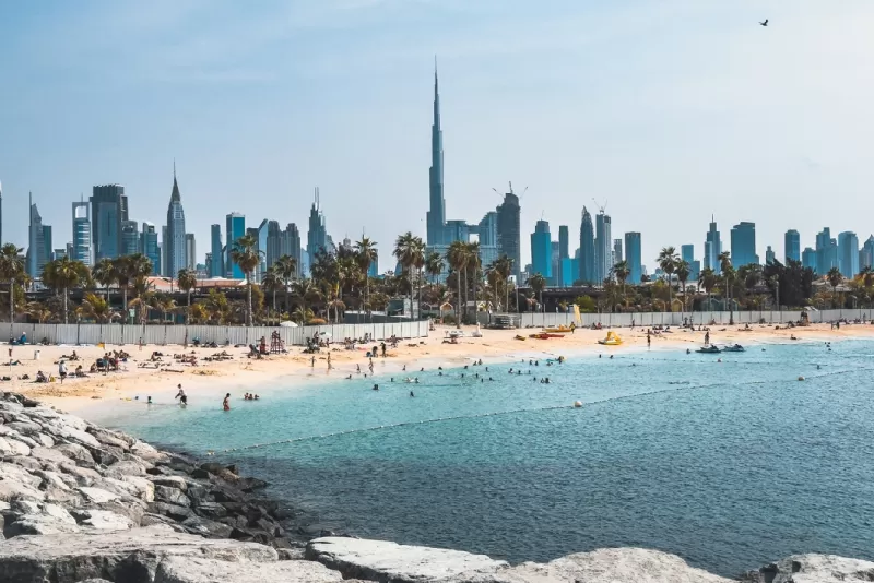 Playas en Dubái: La Mer Beach