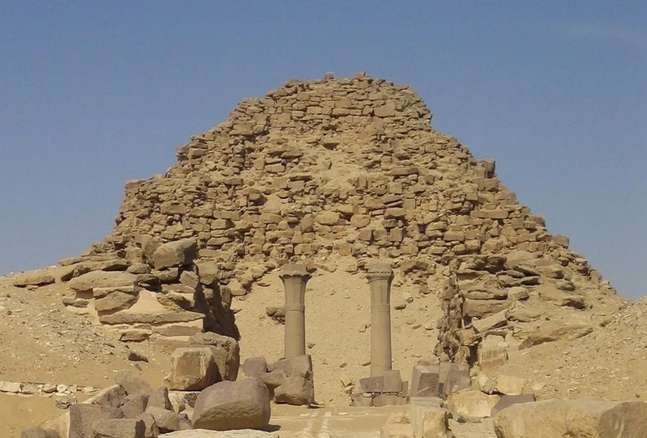 Pyramid of Sahure | Egypt Pyramids