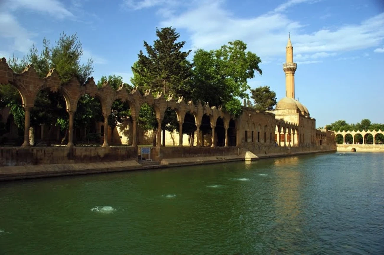 Sanli Urfa Rizvaniye Mosque And Halil Ul Rahman Lake