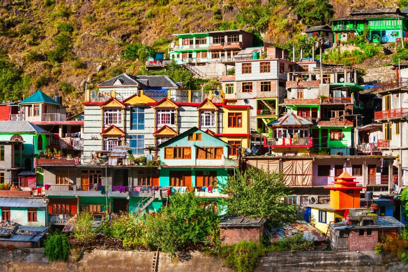 Khotachiwadi: O Segredo Português Escondido no Coração de Mumbai