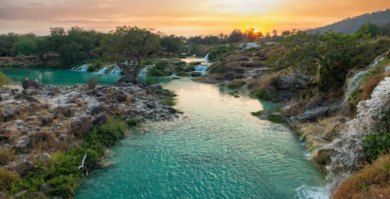 Wadi Darbat: Oasi Naturale di Salalah, Oman