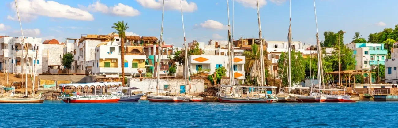 Villaggio Nubiano: Cultura, Tradizioni e Colori sul Nilo