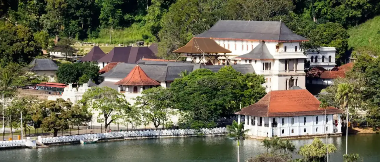 Journey to Kandy: Sri Lanka's Highland Treasure