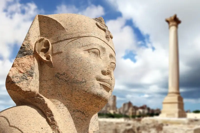 Pompey's pillar in Alexandria, Pompey's pillar