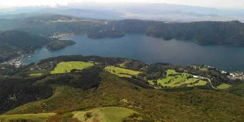 Crociera sul Lago Ashi