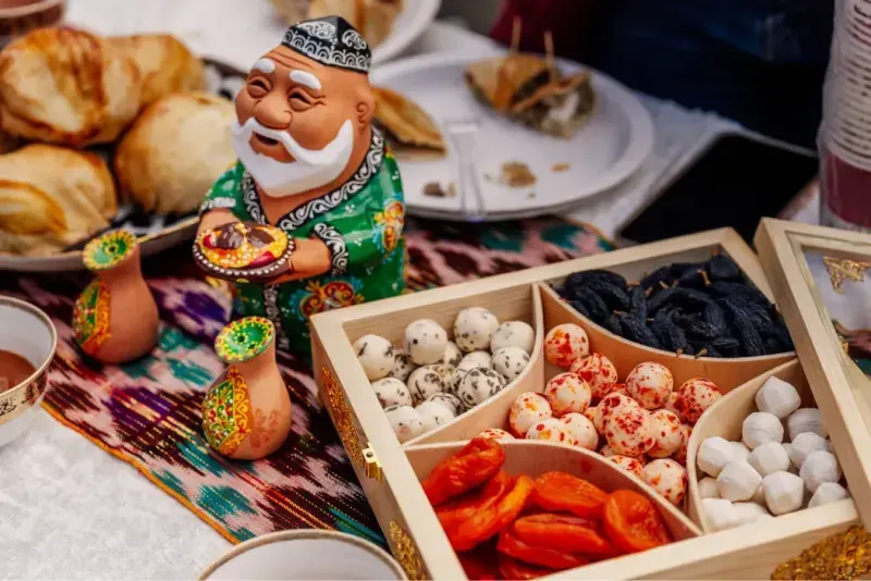 kurt-uzbeko-mesa-festiva-requeson-seco-salado-navruz