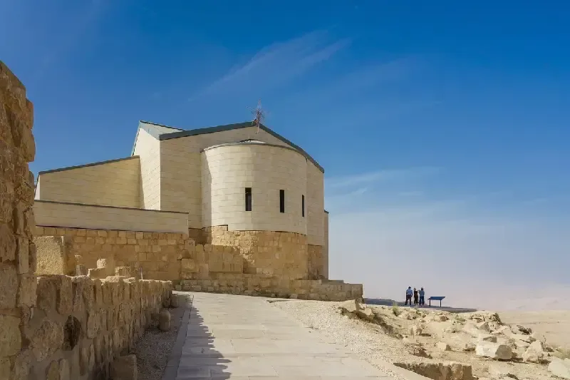 Die Gedächtniskirche des Moses auf dem Berg Nebo in Jordanien
