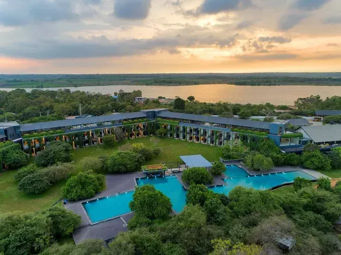 DoubleTree by Hilton
