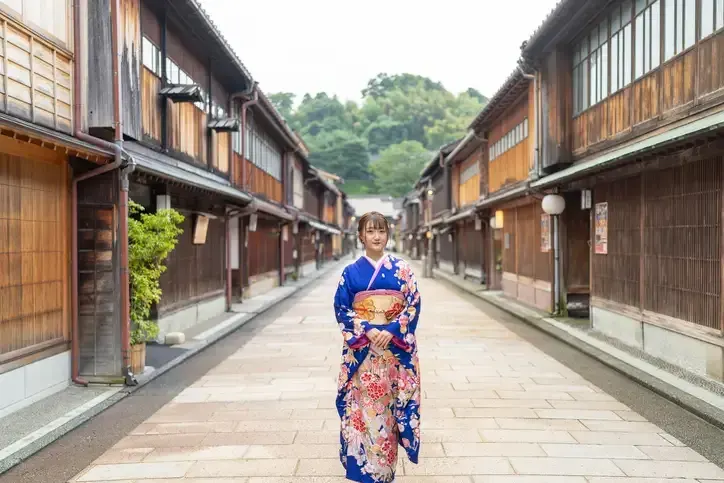 Snow & Onsen Japan Private Tour