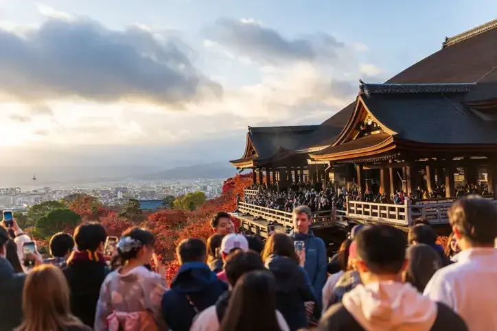 Snow & Onsen Japan Private Tour