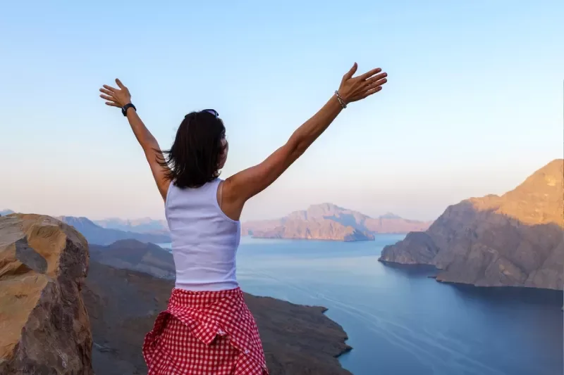 Oman Sicuro? Guida Completa sulla Sicurezza per Turisti Italiani 2026