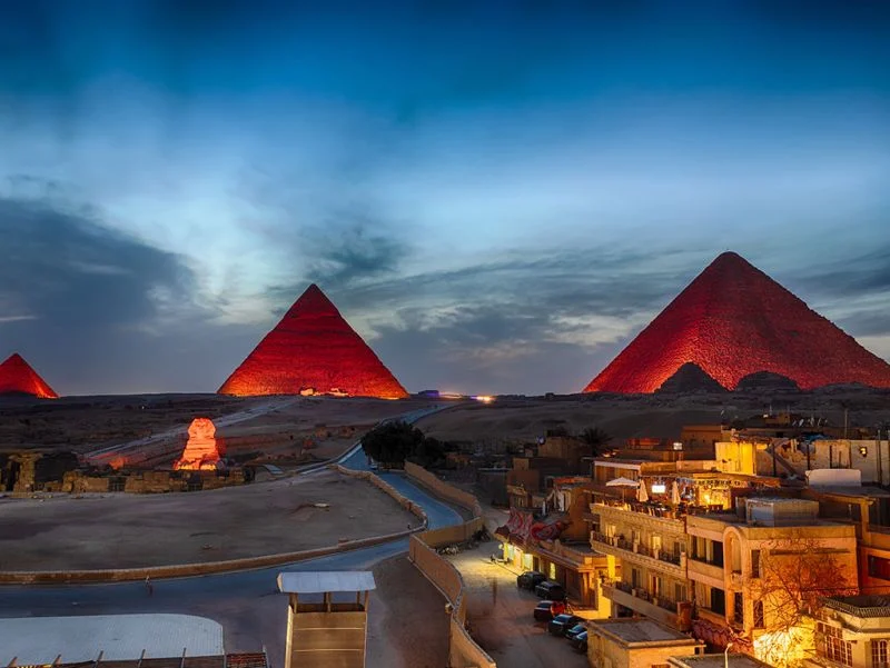 Show de luzes e som nas Pirâmides