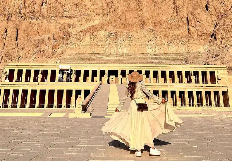 Cairo to Abu Simbel Tour 