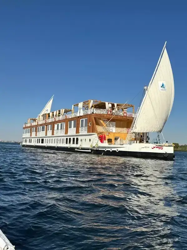 Dahabeya Merit : voyage de luxe et détente sur le Nil