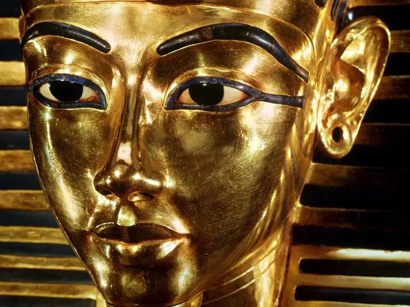 Golden Mask of King Tut Ankh Amen - Egyptian Museum Golden Mask of King Tut Ankh Amen - Egyptian Museum