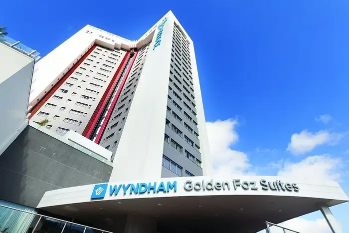 Wyndham Golden Foz Suites Hotel